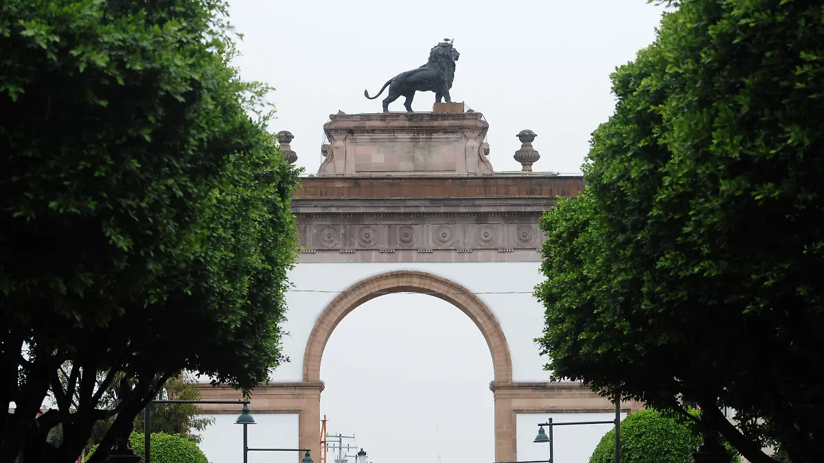 ARCO DE LA CALZADA (4)